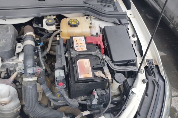 Used Chevrolet Monza 2019 Redline 320T Dual-Clutch Joyful Edition China VI Standard Engine Bay Left