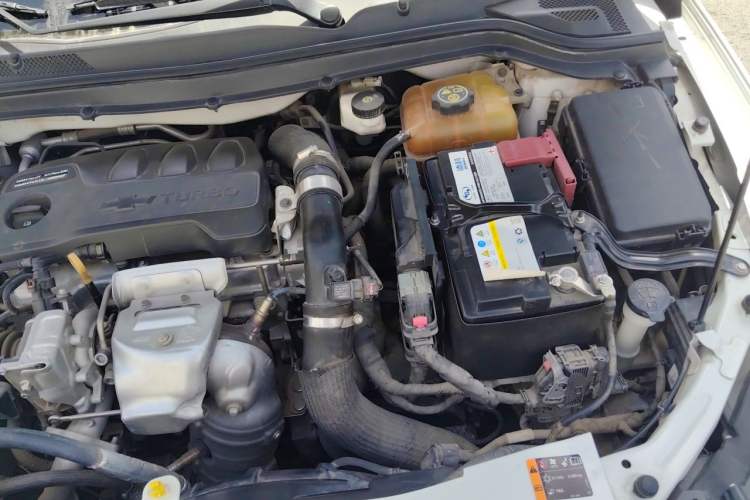 Used Chevrolet Monza 2019 RS 330T Automatic Sporty Edition China VI Standard Engine Bay Left