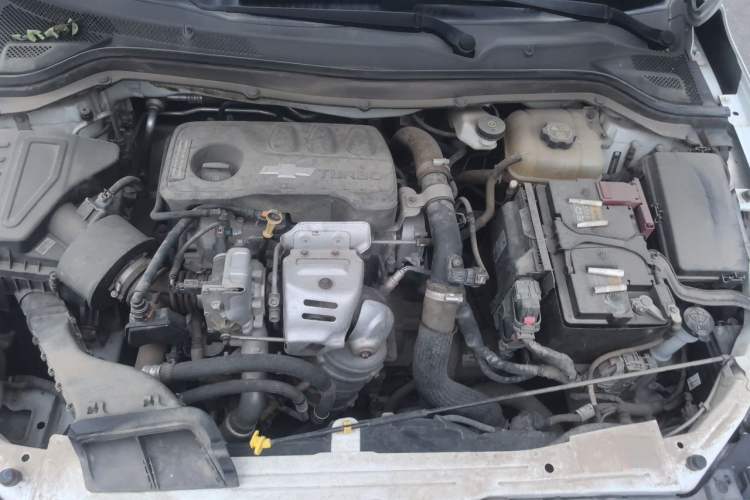 Used Chevrolet Monza 2019 Redline 320T Dual-Clutch Sporty Version China VI Standard Engine Bay
