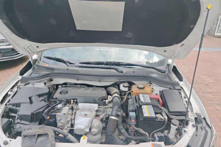 Used Chevrolet Monza 2019 RS 330T Automatic Comfort Edition China VI Standard Engine Bay