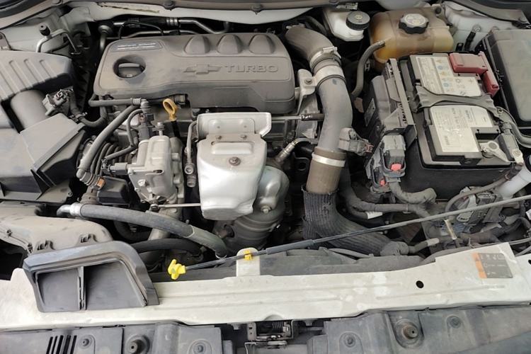 Used Chevrolet Monza 2019 RS 330T Automatic Comfort Edition China VI Standard Engine Bay