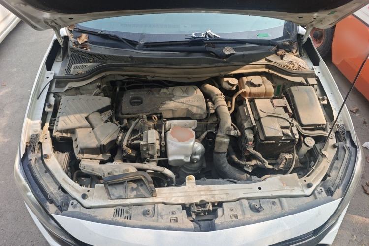 Used Chevrolet Monza 2019 RS 330T Automatic Comfort Edition China VI Standard Engine Bay