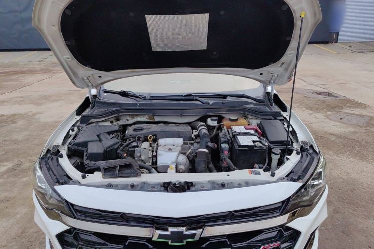 Used Chevrolet Monza 2019 RS 330T Automatic Comfort Edition China VI Standard Engine Bay
