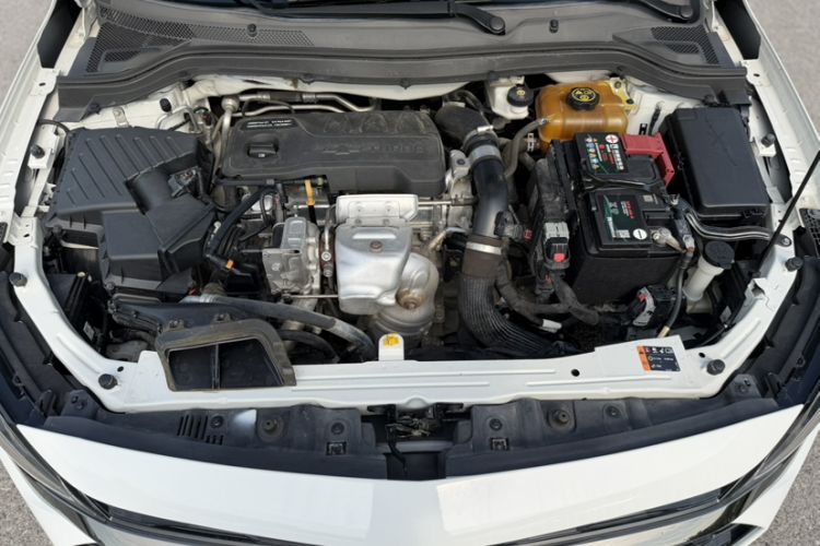 Used Chevrolet Monza 2019 RS 330T Automatic Comfort Edition China VI Standard Engine Bay