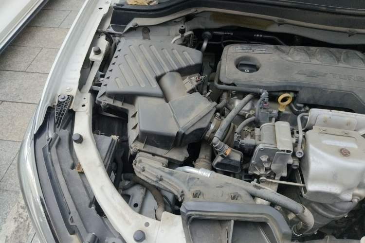 Used Chevrolet Monza 2019 RS 330T Automatic Comfort Edition China VI Standard Engine Bay Right