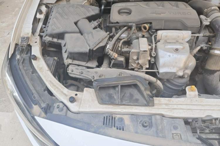 Used Chevrolet Monza 2019 RS 330T Automatic Comfort Edition China VI Standard Engine Bay Right