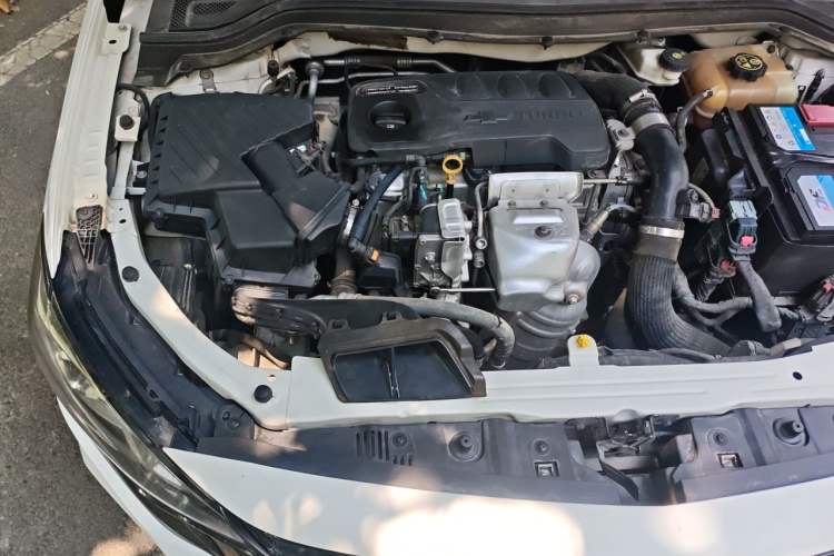 Used Chevrolet Monza 2019 RS 330T Automatic Comfort Edition China VI Standard Engine Bay Right
