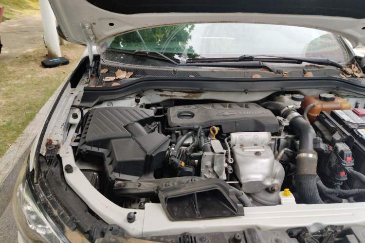 Used Chevrolet Monza 2019 RS 330T Automatic Comfort Edition China VI Standard Engine Bay Right