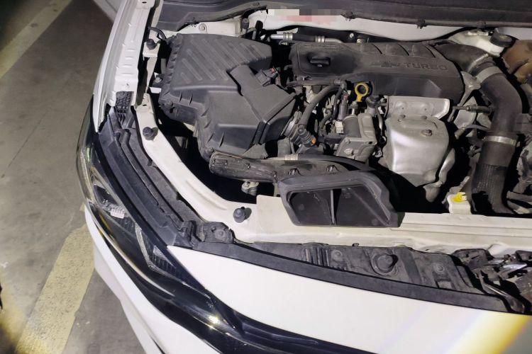 Used Chevrolet Monza 2019 RS 330T Automatic Comfort Edition China VI Standard Engine Bay Right