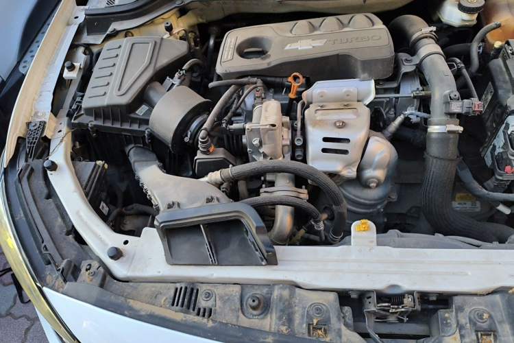 Used Chevrolet Monza 2019 Redline 320T Dual-Clutch Joyful Edition China VI Standard Engine Bay Right