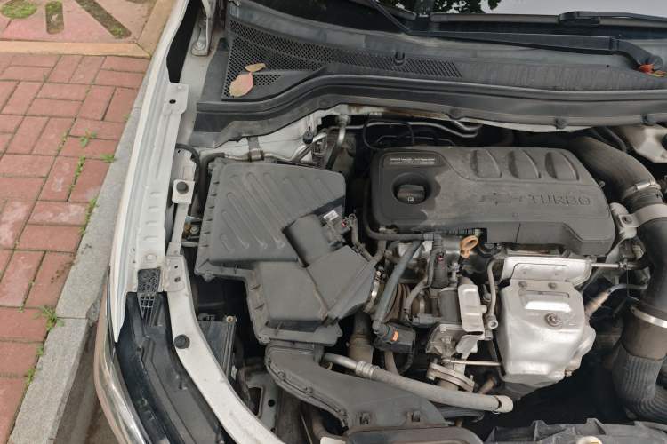 Used Chevrolet Monza 2019 RS 330T Automatic Comfort Edition China VI Standard Engine Bay Right