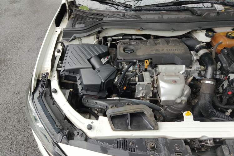 Used Chevrolet Monza 2019 RS 330T Automatic Comfort Edition China VI Standard Engine Bay Right