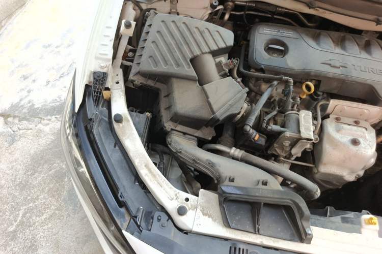 Used Chevrolet Monza 2019 RS 330T Automatic Comfort Edition China VI Standard Engine Bay Right