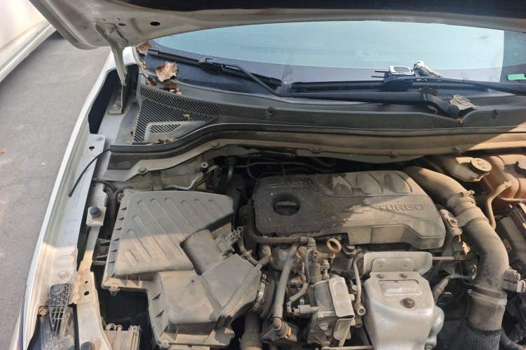 Used Chevrolet Monza 2019 RS 330T Automatic Comfort Edition China VI Standard Engine Bay Right