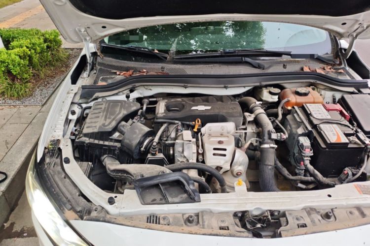 Used Chevrolet Monza 2019 Redline 320T Dual-Clutch Joyful Edition China VI Standard Engine Bay Right