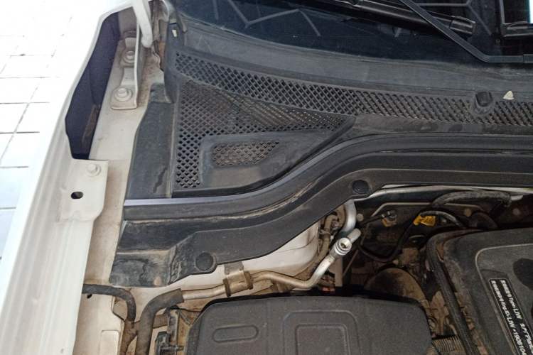 Used Chevrolet Monza 2019 Redline 320T Dual-Clutch Joyful Edition China VI Standard Engine Bay Right