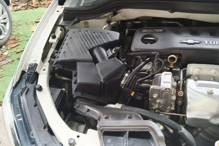 Used Chevrolet Monza 2019 RS 330T Automatic Comfort Edition China VI Standard Engine Bay Right