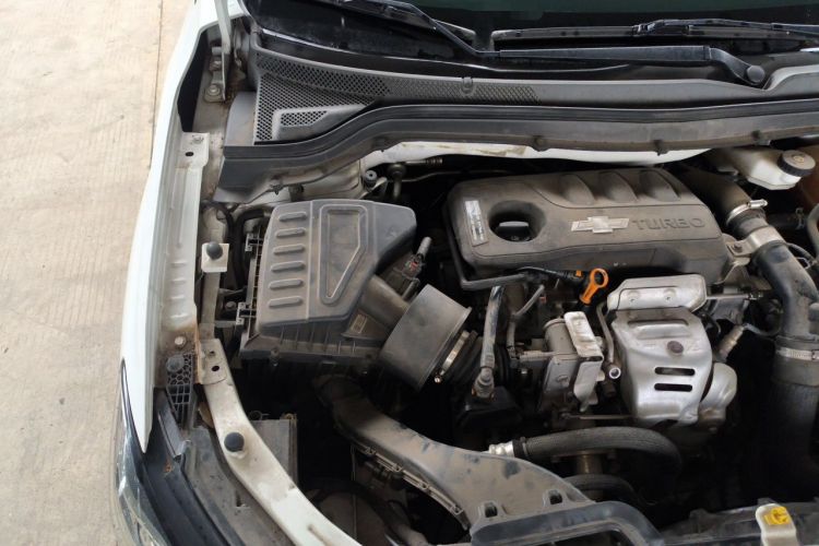 Used Chevrolet Monza 2019 Redline 320T Dual-Clutch Sporty Version China VI Standard Engine Bay Right