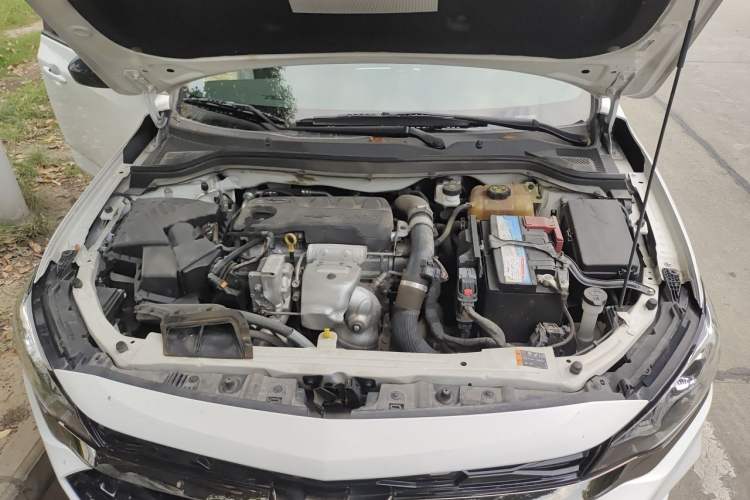 Used Chevrolet Monza 2019 RS 330T Automatic Comfort Edition China VI Standard Engine Bay