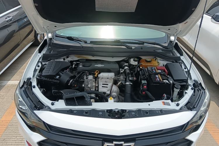 Used Chevrolet Monza 2019 Redline 320T Dual-Clutch Joyful Edition China VI Standard Engine Bay