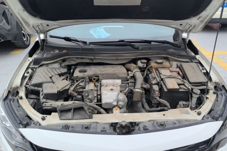 Used Chevrolet Monza 2019 RS 330T Automatic Comfort Edition China VI Standard Engine Bay