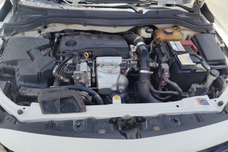Used Chevrolet Monza 2019 RS 330T Automatic Sporty Edition China VI Standard Engine Bay