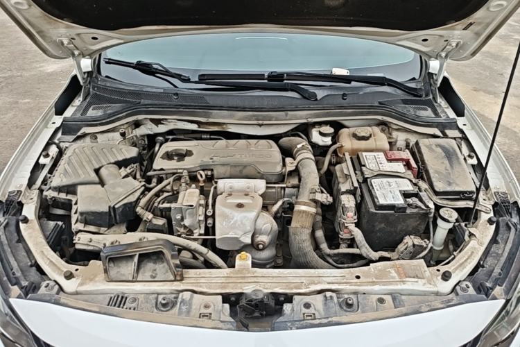 Used Chevrolet Monza 2019 RS 330T Automatic Comfort Edition China VI Standard Engine Bay