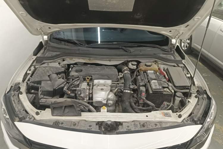 Used Chevrolet Monza 2019 RS 330T Automatic Comfort Edition China VI Standard Engine Bay