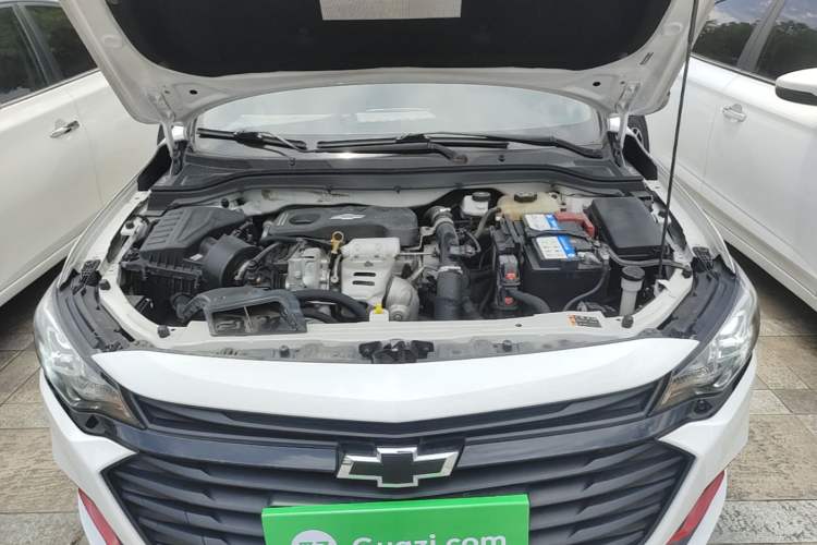 Used Chevrolet Monza 2019 Redline 320T Dual-Clutch Sporty Version China VI Standard Engine Bay
