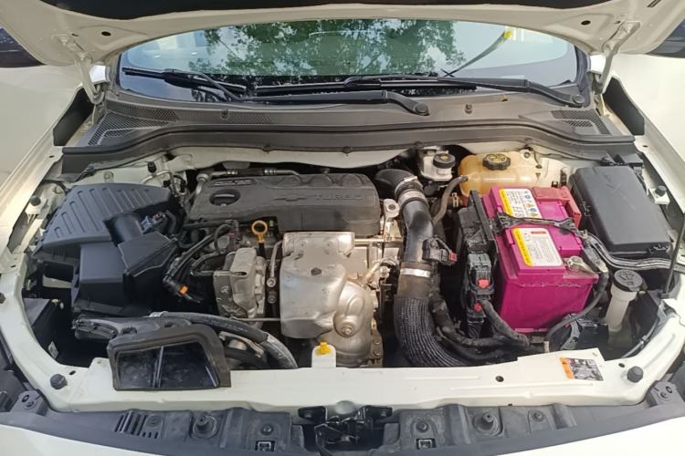 Used Chevrolet Monza 2019 RS 330T Automatic Sporty Edition China VI Standard Engine Bay