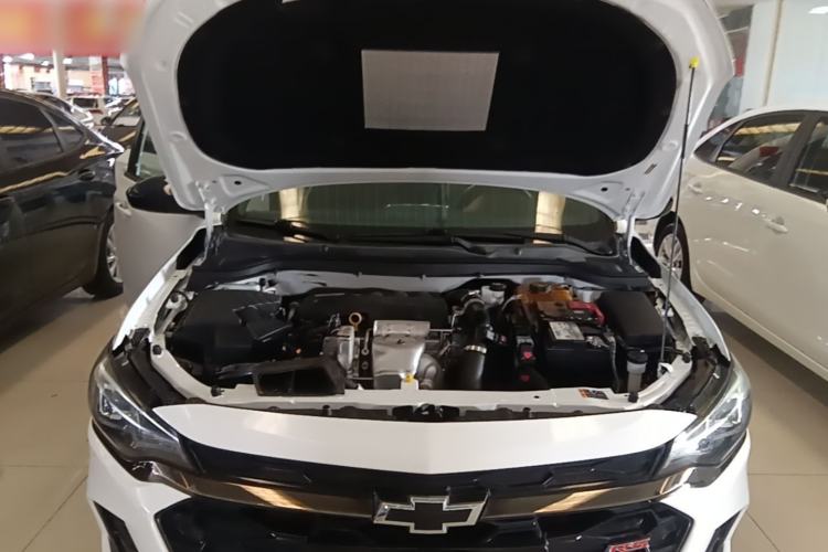 Used Chevrolet Monza 2019 RS 330T Automatic Comfort Edition China VI Standard Engine Bay