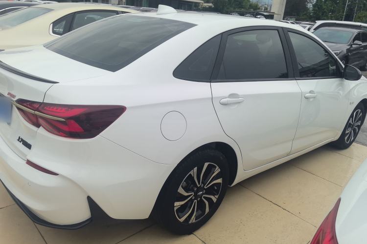 Used Chevrolet Monza 2019 RS 330T Automatic Comfort Edition China VI Standard Exterior 2