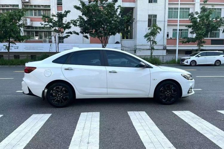 Used Chevrolet Monza 2019 RS 330T Automatic Comfort Edition China VI Standard Exterior 3