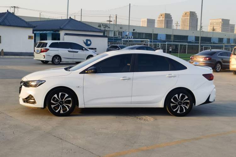 Used Chevrolet Monza 2019 RS 330T Automatic Comfort Edition China VI Standard Exterior 3