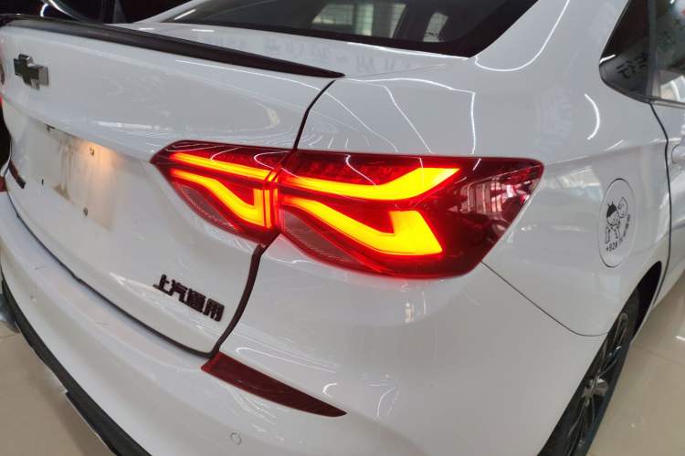 Used Chevrolet Monza 2019 Redline 320T Dual-Clutch Sporty Version China VI Standard Exterior 3