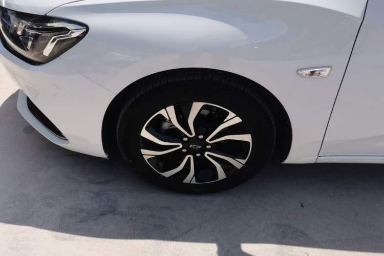 Used Chevrolet Monza 2019 RS 330T Automatic Comfort Edition China VI Standard Exterior 4