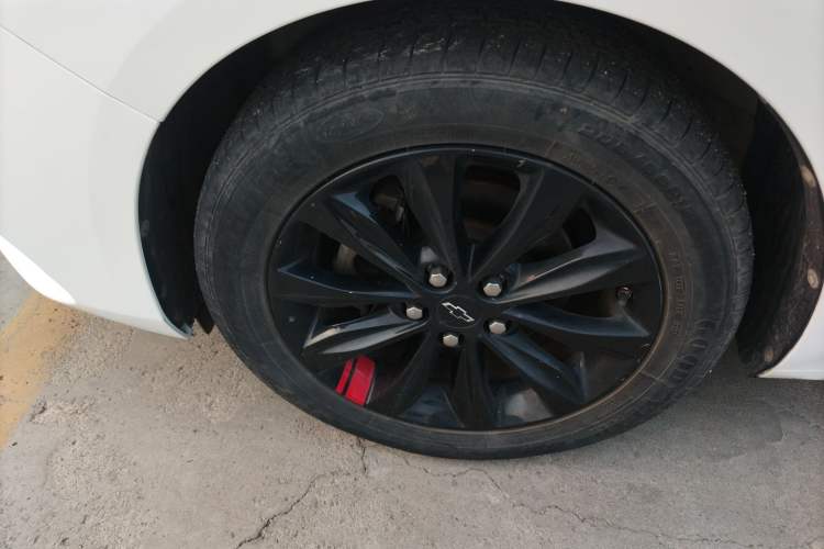 Used Chevrolet Monza 2019 Redline 320T Dual-Clutch Sporty Version China VI Standard Exterior 4