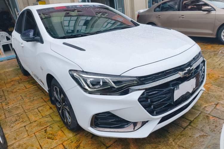 Used Chevrolet Monza 2019 RS 330T Automatic Comfort Edition China VI Standard Front Right 45 Deg
