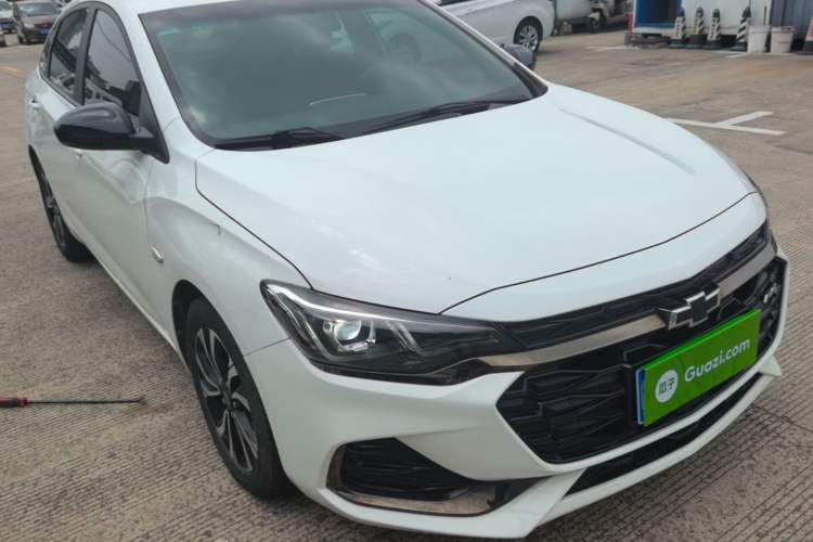 Used Chevrolet Monza 2019 RS 330T Automatic Comfort Edition China VI Standard Front Right 45 Deg