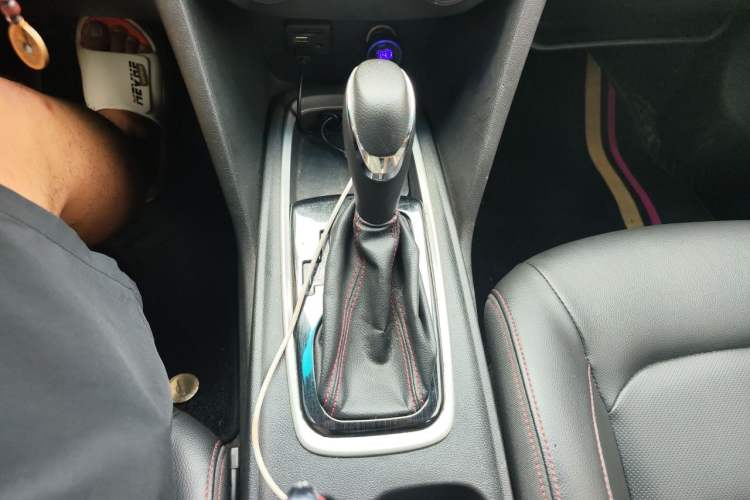 Used Chevrolet Monza 2019 RS 330T Automatic Comfort Edition China VI Standard Gear Lever