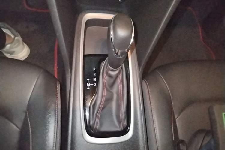 Used Chevrolet Monza 2019 RS 330T Automatic Comfort Edition China VI Standard Gear Lever