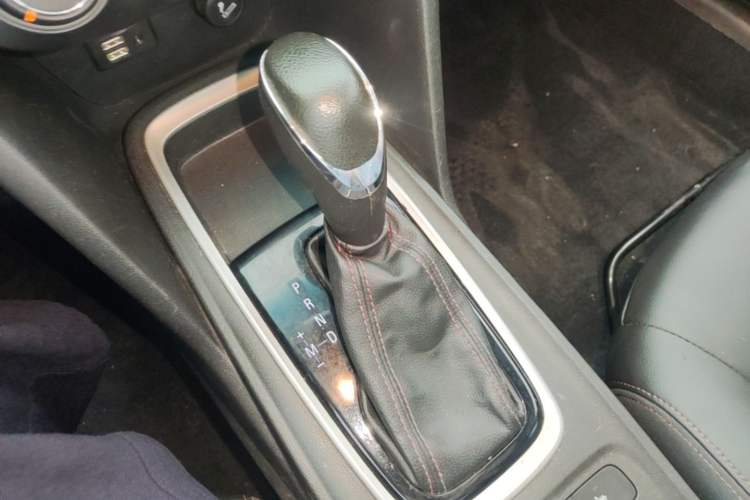 Used Chevrolet Monza 2019 RS 330T Automatic Sporty Edition China VI Standard Gear Lever