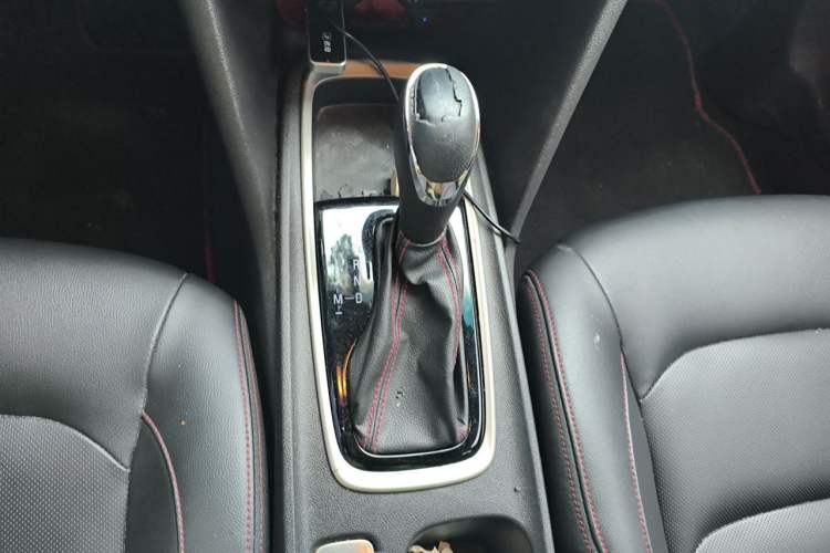 Used Chevrolet Monza 2019 RS 330T Automatic Comfort Edition China VI Standard Gear Lever
