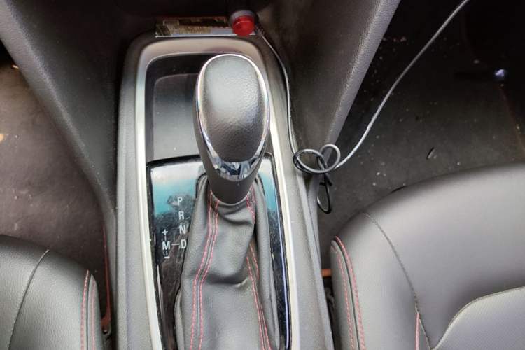 Used Chevrolet Monza 2019 RS 330T Automatic Comfort Edition China VI Standard Gear Lever