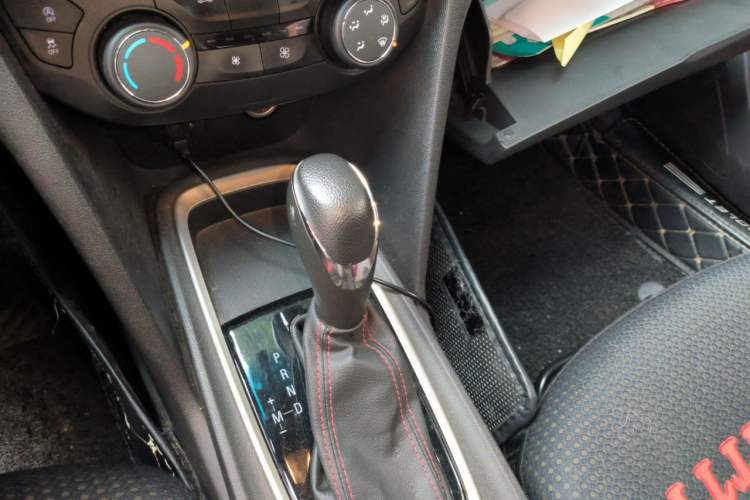 Used Chevrolet Monza 2019 RS 330T Automatic Comfort Edition China VI Standard Gear Lever