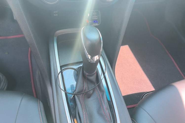 Used Chevrolet Monza 2019 RS 330T Automatic Comfort Edition China VI Standard Gear Lever