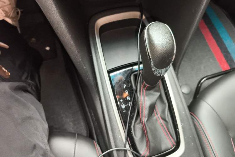 Used Chevrolet Monza 2019 RS 330T Automatic Comfort Edition China VI Standard Gear Lever