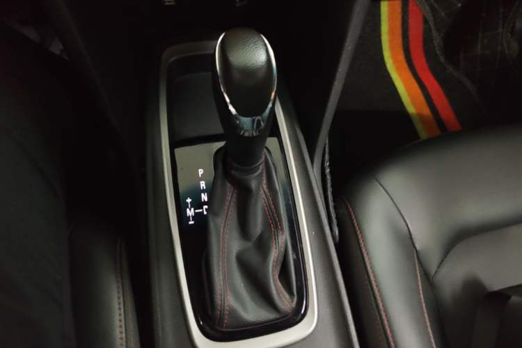 Used Chevrolet Monza 2019 RS 330T Automatic Comfort Edition China VI Standard Gear Lever