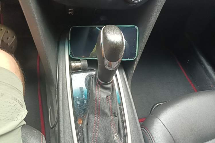 Used Chevrolet Monza 2019 RS 330T Automatic Comfort Edition China VI Standard Gear Lever