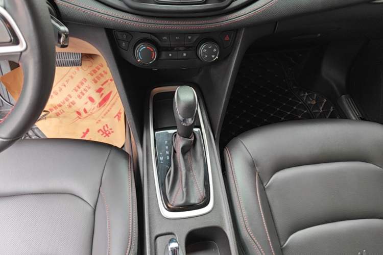 Used Chevrolet Monza 2019 RS 330T Automatic Comfort Edition China VI Standard Gear Lever